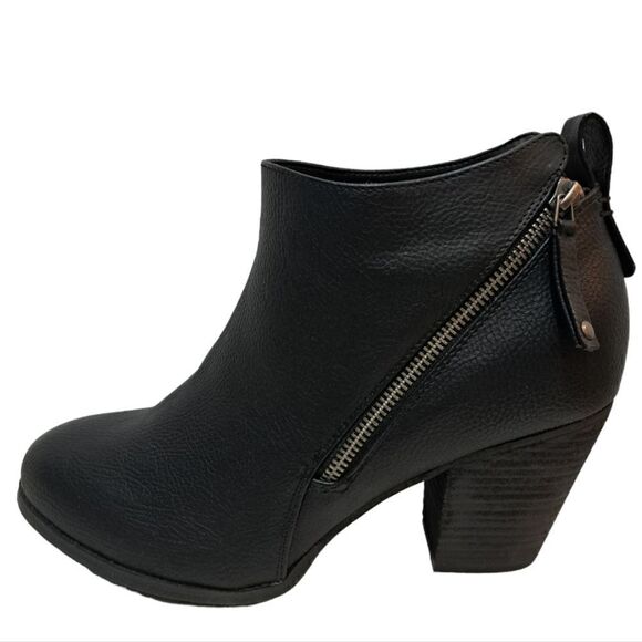 Torrid Side Zip Heel Bootie Black Size 11 WW - Picture 4 of 12